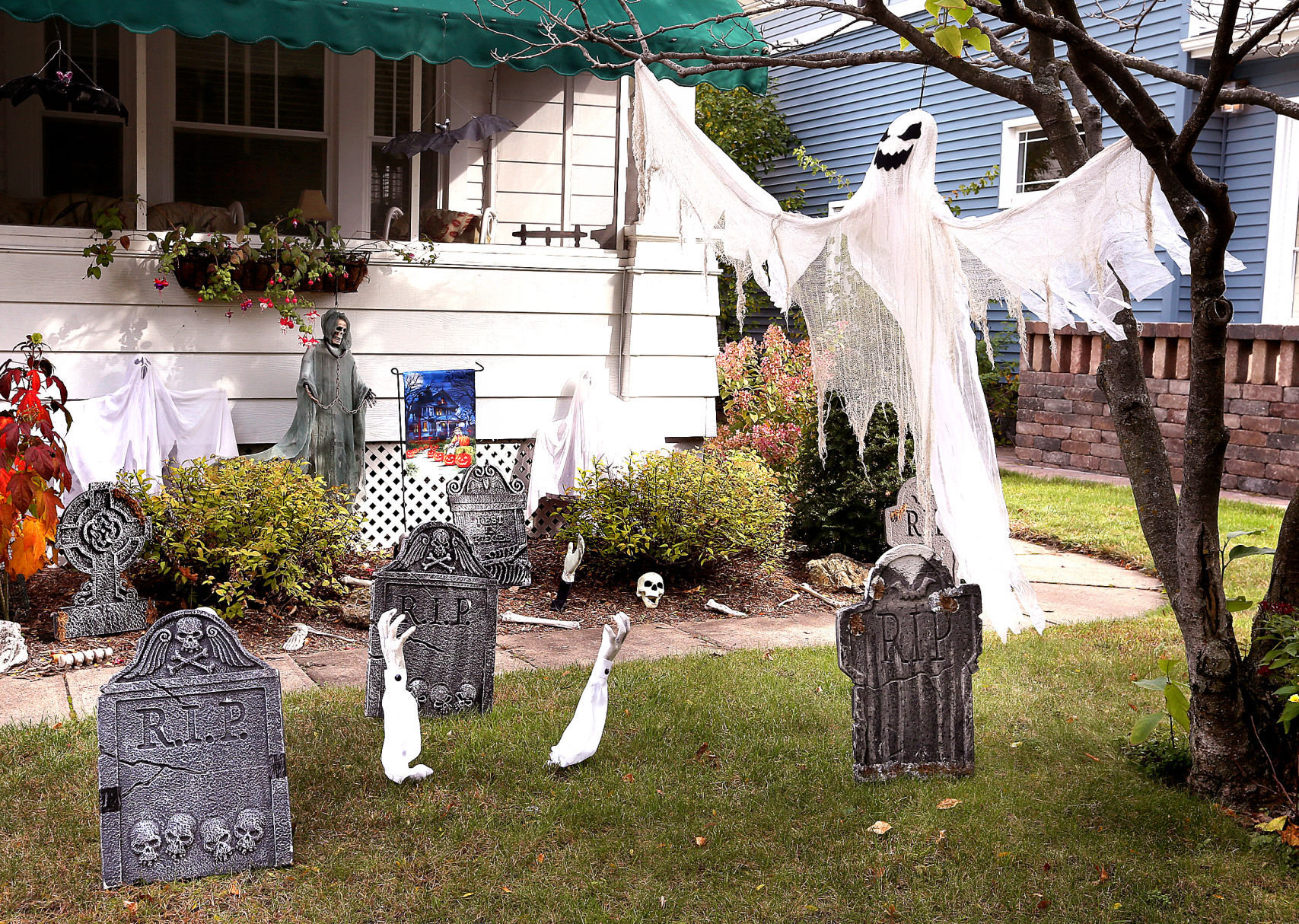 Halloween Houses